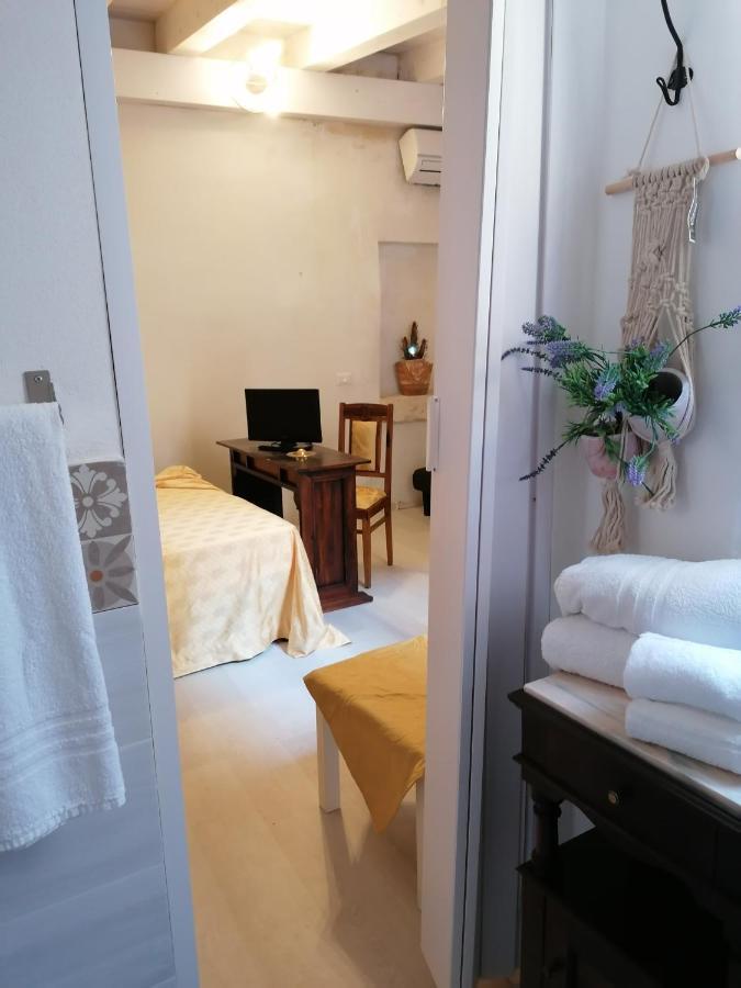 Il Cortiletto Di Via Minniti Bed & Breakfast