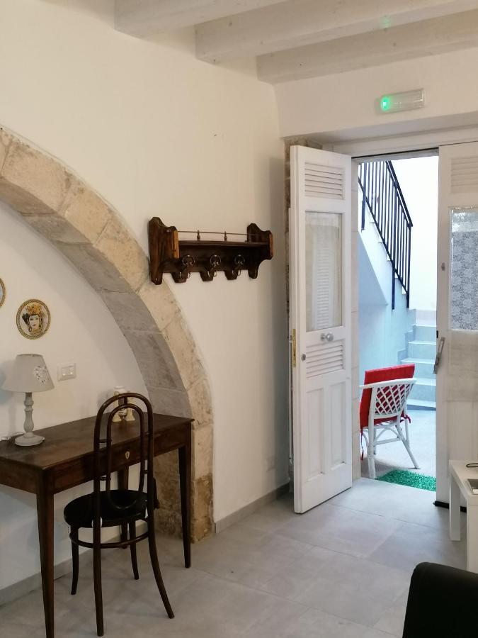 Il Cortiletto Di Via Minniti * Syracuse