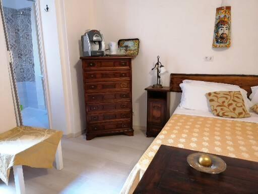 Alojamento de Acomodação e Pequeno-almoço Il Cortiletto Di Via Minniti Syracuse